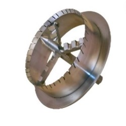 Accesorio de corte metálica para la realización de cavidad en la lana mineral