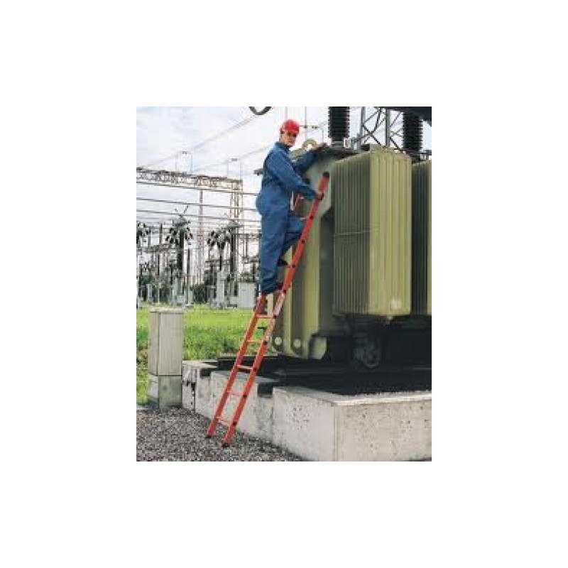 Escalera Fija Fibra Vidrio Z600