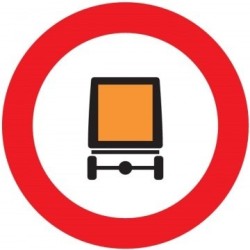 Señal MOPU R-108 Entrada prohibida a vehículos de mercancías peligrosas en aluminio